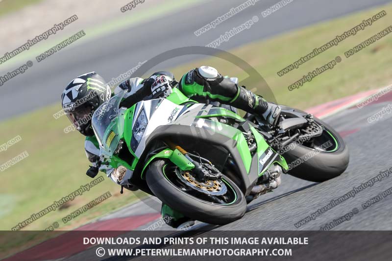 cadwell no limits trackday;cadwell park;cadwell park photographs;cadwell trackday photographs;catalunya barcelona;enduro digital images;event digital images;eventdigitalimages;no limits trackdays;peter wileman photography;racing digital images;trackday digital images;trackday photos