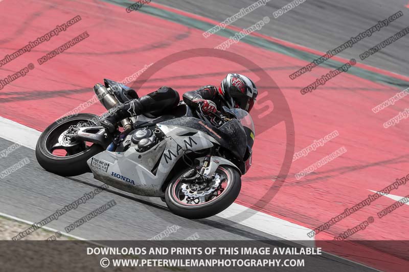 cadwell no limits trackday;cadwell park;cadwell park photographs;cadwell trackday photographs;catalunya barcelona;enduro digital images;event digital images;eventdigitalimages;no limits trackdays;peter wileman photography;racing digital images;trackday digital images;trackday photos
