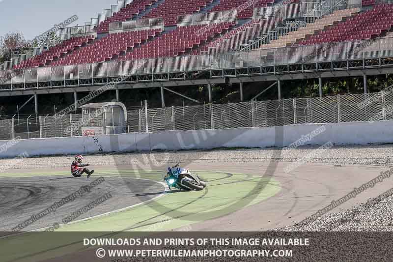 cadwell no limits trackday;cadwell park;cadwell park photographs;cadwell trackday photographs;catalunya barcelona;enduro digital images;event digital images;eventdigitalimages;no limits trackdays;peter wileman photography;racing digital images;trackday digital images;trackday photos