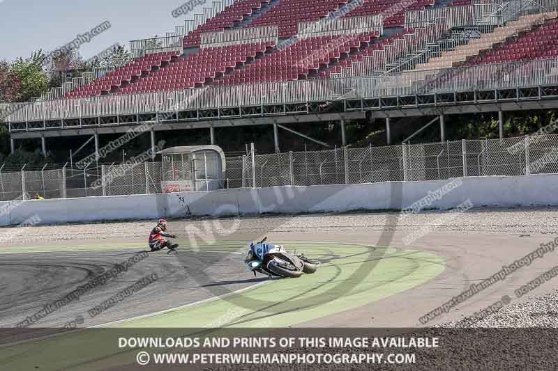 cadwell no limits trackday;cadwell park;cadwell park photographs;cadwell trackday photographs;catalunya barcelona;enduro digital images;event digital images;eventdigitalimages;no limits trackdays;peter wileman photography;racing digital images;trackday digital images;trackday photos