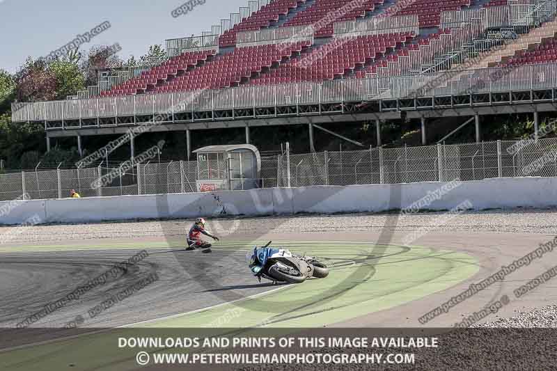 cadwell no limits trackday;cadwell park;cadwell park photographs;cadwell trackday photographs;catalunya barcelona;enduro digital images;event digital images;eventdigitalimages;no limits trackdays;peter wileman photography;racing digital images;trackday digital images;trackday photos