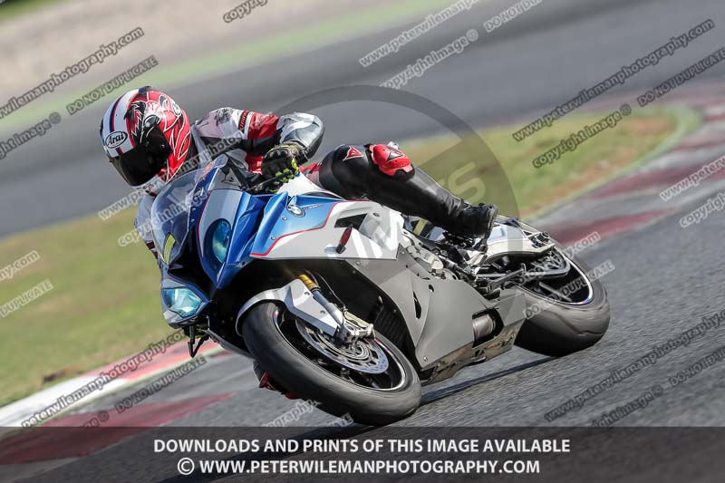 cadwell no limits trackday;cadwell park;cadwell park photographs;cadwell trackday photographs;catalunya barcelona;enduro digital images;event digital images;eventdigitalimages;no limits trackdays;peter wileman photography;racing digital images;trackday digital images;trackday photos