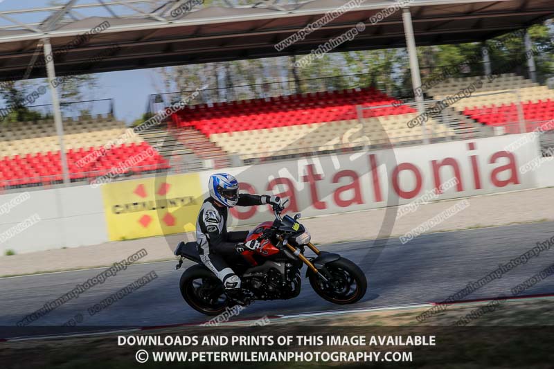 cadwell no limits trackday;cadwell park;cadwell park photographs;cadwell trackday photographs;catalunya barcelona;enduro digital images;event digital images;eventdigitalimages;no limits trackdays;peter wileman photography;racing digital images;trackday digital images;trackday photos