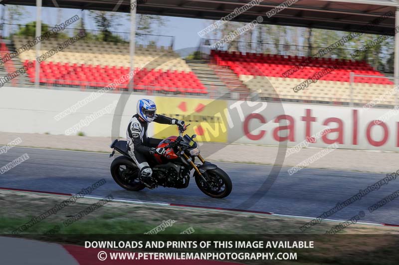 cadwell no limits trackday;cadwell park;cadwell park photographs;cadwell trackday photographs;catalunya barcelona;enduro digital images;event digital images;eventdigitalimages;no limits trackdays;peter wileman photography;racing digital images;trackday digital images;trackday photos