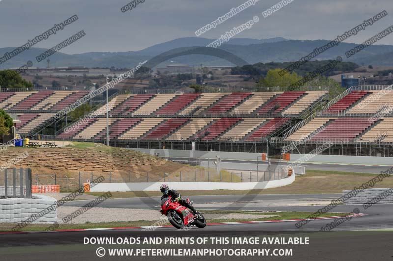 cadwell no limits trackday;cadwell park;cadwell park photographs;cadwell trackday photographs;catalunya barcelona;enduro digital images;event digital images;eventdigitalimages;no limits trackdays;peter wileman photography;racing digital images;trackday digital images;trackday photos
