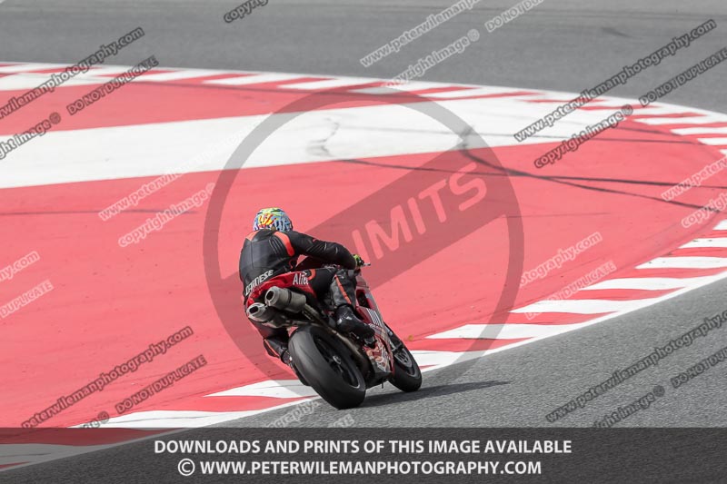 cadwell no limits trackday;cadwell park;cadwell park photographs;cadwell trackday photographs;catalunya barcelona;enduro digital images;event digital images;eventdigitalimages;no limits trackdays;peter wileman photography;racing digital images;trackday digital images;trackday photos