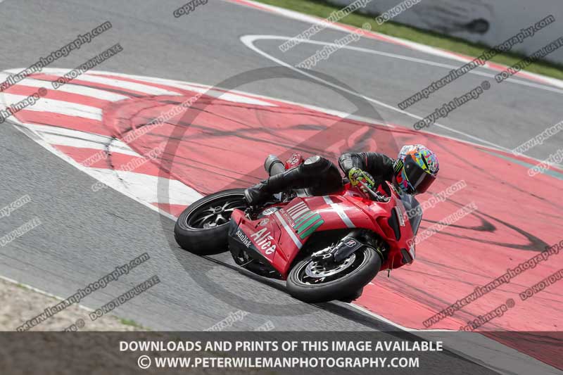 cadwell no limits trackday;cadwell park;cadwell park photographs;cadwell trackday photographs;catalunya barcelona;enduro digital images;event digital images;eventdigitalimages;no limits trackdays;peter wileman photography;racing digital images;trackday digital images;trackday photos