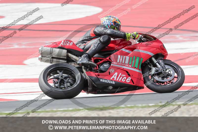 cadwell no limits trackday;cadwell park;cadwell park photographs;cadwell trackday photographs;catalunya barcelona;enduro digital images;event digital images;eventdigitalimages;no limits trackdays;peter wileman photography;racing digital images;trackday digital images;trackday photos