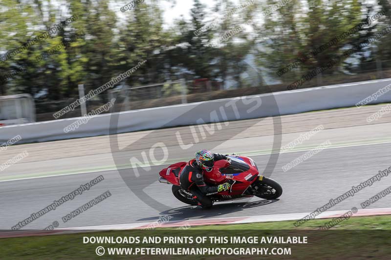 cadwell no limits trackday;cadwell park;cadwell park photographs;cadwell trackday photographs;catalunya barcelona;enduro digital images;event digital images;eventdigitalimages;no limits trackdays;peter wileman photography;racing digital images;trackday digital images;trackday photos