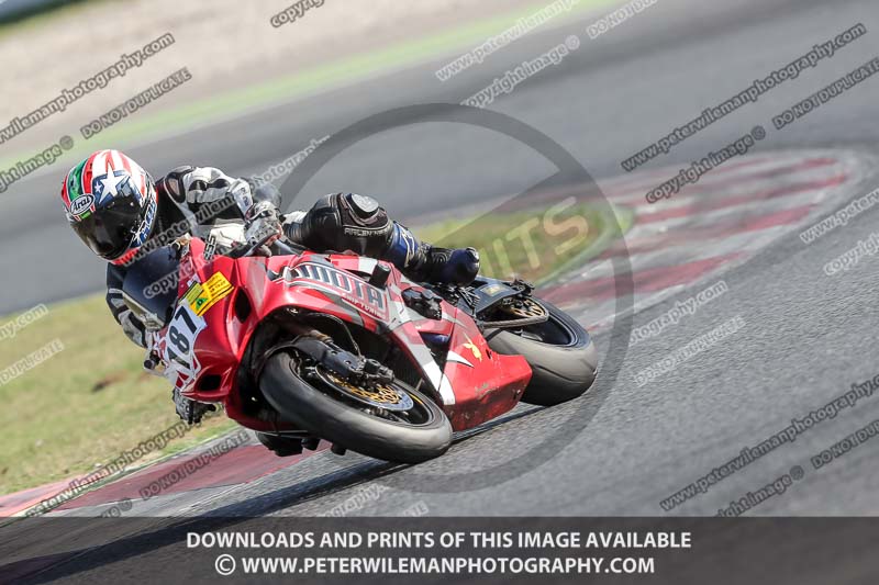 cadwell no limits trackday;cadwell park;cadwell park photographs;cadwell trackday photographs;catalunya barcelona;enduro digital images;event digital images;eventdigitalimages;no limits trackdays;peter wileman photography;racing digital images;trackday digital images;trackday photos