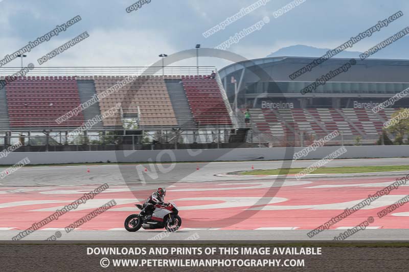 cadwell no limits trackday;cadwell park;cadwell park photographs;cadwell trackday photographs;catalunya barcelona;enduro digital images;event digital images;eventdigitalimages;no limits trackdays;peter wileman photography;racing digital images;trackday digital images;trackday photos