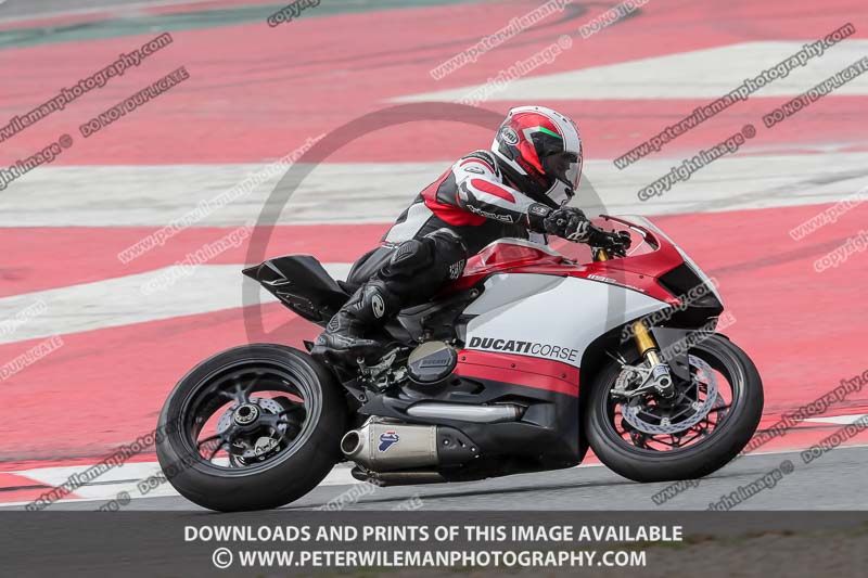 cadwell no limits trackday;cadwell park;cadwell park photographs;cadwell trackday photographs;catalunya barcelona;enduro digital images;event digital images;eventdigitalimages;no limits trackdays;peter wileman photography;racing digital images;trackday digital images;trackday photos