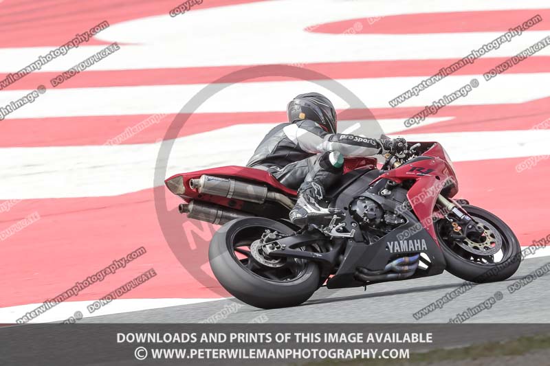 cadwell no limits trackday;cadwell park;cadwell park photographs;cadwell trackday photographs;catalunya barcelona;enduro digital images;event digital images;eventdigitalimages;no limits trackdays;peter wileman photography;racing digital images;trackday digital images;trackday photos