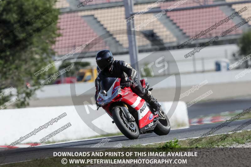 cadwell no limits trackday;cadwell park;cadwell park photographs;cadwell trackday photographs;catalunya barcelona;enduro digital images;event digital images;eventdigitalimages;no limits trackdays;peter wileman photography;racing digital images;trackday digital images;trackday photos