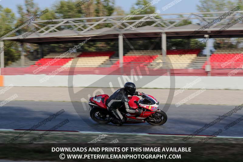 cadwell no limits trackday;cadwell park;cadwell park photographs;cadwell trackday photographs;catalunya barcelona;enduro digital images;event digital images;eventdigitalimages;no limits trackdays;peter wileman photography;racing digital images;trackday digital images;trackday photos