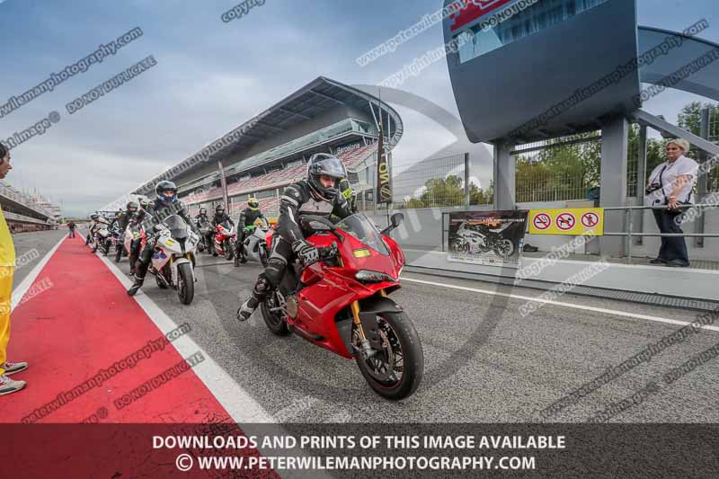 cadwell no limits trackday;cadwell park;cadwell park photographs;cadwell trackday photographs;catalunya barcelona;enduro digital images;event digital images;eventdigitalimages;no limits trackdays;peter wileman photography;racing digital images;trackday digital images;trackday photos
