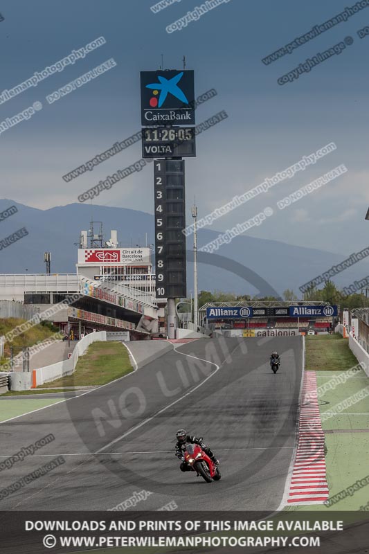 cadwell no limits trackday;cadwell park;cadwell park photographs;cadwell trackday photographs;catalunya barcelona;enduro digital images;event digital images;eventdigitalimages;no limits trackdays;peter wileman photography;racing digital images;trackday digital images;trackday photos