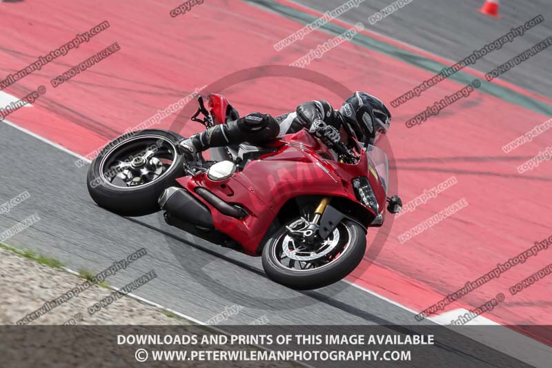 cadwell no limits trackday;cadwell park;cadwell park photographs;cadwell trackday photographs;catalunya barcelona;enduro digital images;event digital images;eventdigitalimages;no limits trackdays;peter wileman photography;racing digital images;trackday digital images;trackday photos