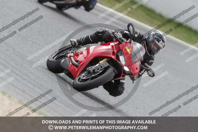 cadwell no limits trackday;cadwell park;cadwell park photographs;cadwell trackday photographs;catalunya barcelona;enduro digital images;event digital images;eventdigitalimages;no limits trackdays;peter wileman photography;racing digital images;trackday digital images;trackday photos