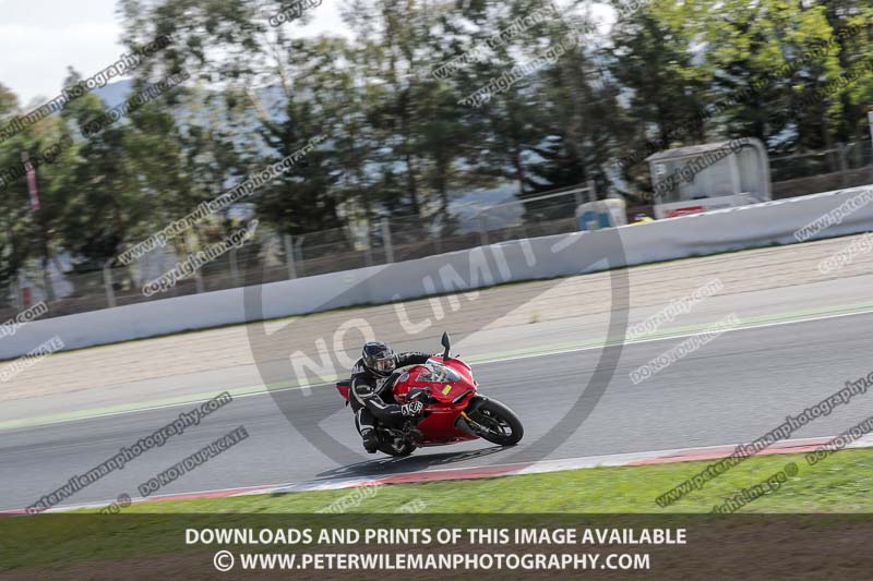 cadwell no limits trackday;cadwell park;cadwell park photographs;cadwell trackday photographs;catalunya barcelona;enduro digital images;event digital images;eventdigitalimages;no limits trackdays;peter wileman photography;racing digital images;trackday digital images;trackday photos