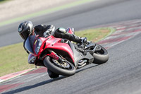 cadwell-no-limits-trackday;cadwell-park;cadwell-park-photographs;cadwell-trackday-photographs;catalunya-barcelona;enduro-digital-images;event-digital-images;eventdigitalimages;no-limits-trackdays;peter-wileman-photography;racing-digital-images;trackday-digital-images;trackday-photos