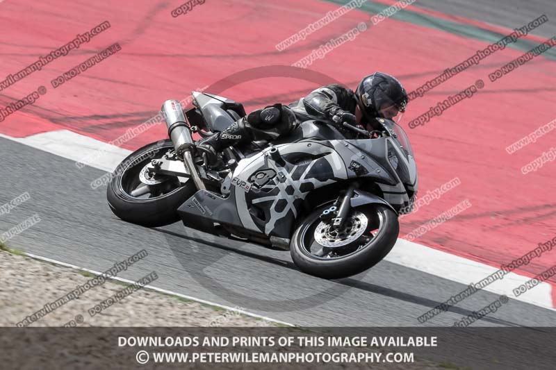 cadwell no limits trackday;cadwell park;cadwell park photographs;cadwell trackday photographs;catalunya barcelona;enduro digital images;event digital images;eventdigitalimages;no limits trackdays;peter wileman photography;racing digital images;trackday digital images;trackday photos