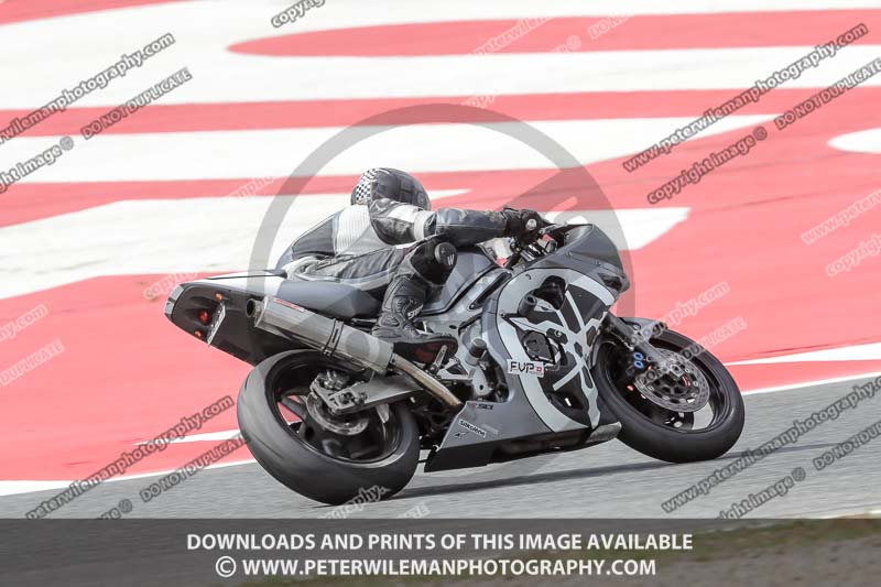 cadwell no limits trackday;cadwell park;cadwell park photographs;cadwell trackday photographs;catalunya barcelona;enduro digital images;event digital images;eventdigitalimages;no limits trackdays;peter wileman photography;racing digital images;trackday digital images;trackday photos