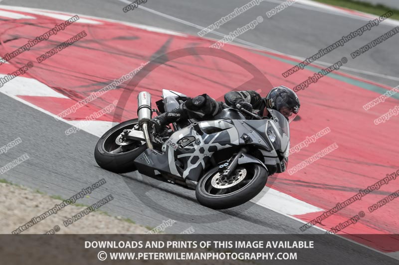 cadwell no limits trackday;cadwell park;cadwell park photographs;cadwell trackday photographs;catalunya barcelona;enduro digital images;event digital images;eventdigitalimages;no limits trackdays;peter wileman photography;racing digital images;trackday digital images;trackday photos