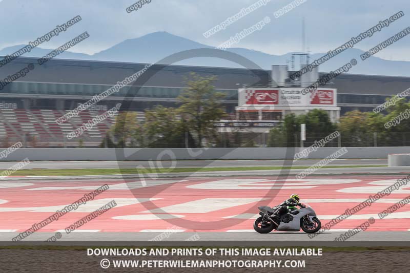 cadwell no limits trackday;cadwell park;cadwell park photographs;cadwell trackday photographs;catalunya barcelona;enduro digital images;event digital images;eventdigitalimages;no limits trackdays;peter wileman photography;racing digital images;trackday digital images;trackday photos