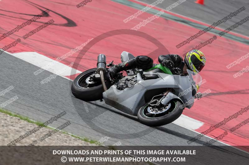 cadwell no limits trackday;cadwell park;cadwell park photographs;cadwell trackday photographs;catalunya barcelona;enduro digital images;event digital images;eventdigitalimages;no limits trackdays;peter wileman photography;racing digital images;trackday digital images;trackday photos