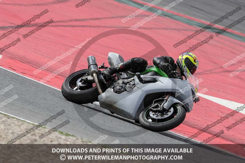 cadwell no limits trackday;cadwell park;cadwell park photographs;cadwell trackday photographs;catalunya barcelona;enduro digital images;event digital images;eventdigitalimages;no limits trackdays;peter wileman photography;racing digital images;trackday digital images;trackday photos