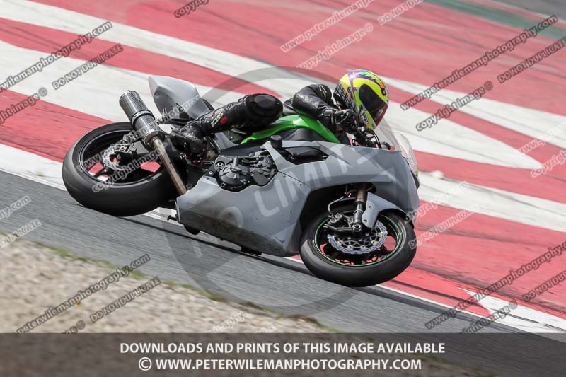 cadwell no limits trackday;cadwell park;cadwell park photographs;cadwell trackday photographs;catalunya barcelona;enduro digital images;event digital images;eventdigitalimages;no limits trackdays;peter wileman photography;racing digital images;trackday digital images;trackday photos