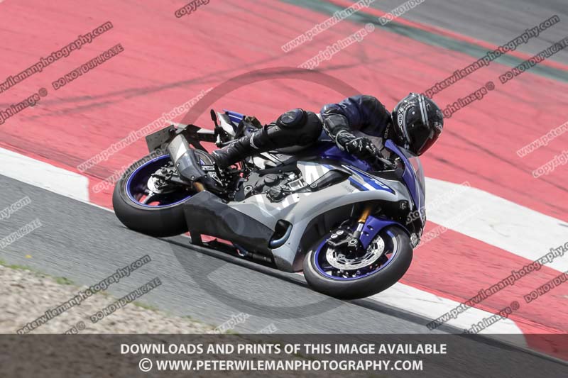 cadwell no limits trackday;cadwell park;cadwell park photographs;cadwell trackday photographs;catalunya barcelona;enduro digital images;event digital images;eventdigitalimages;no limits trackdays;peter wileman photography;racing digital images;trackday digital images;trackday photos