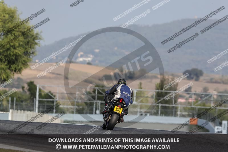cadwell no limits trackday;cadwell park;cadwell park photographs;cadwell trackday photographs;catalunya barcelona;enduro digital images;event digital images;eventdigitalimages;no limits trackdays;peter wileman photography;racing digital images;trackday digital images;trackday photos