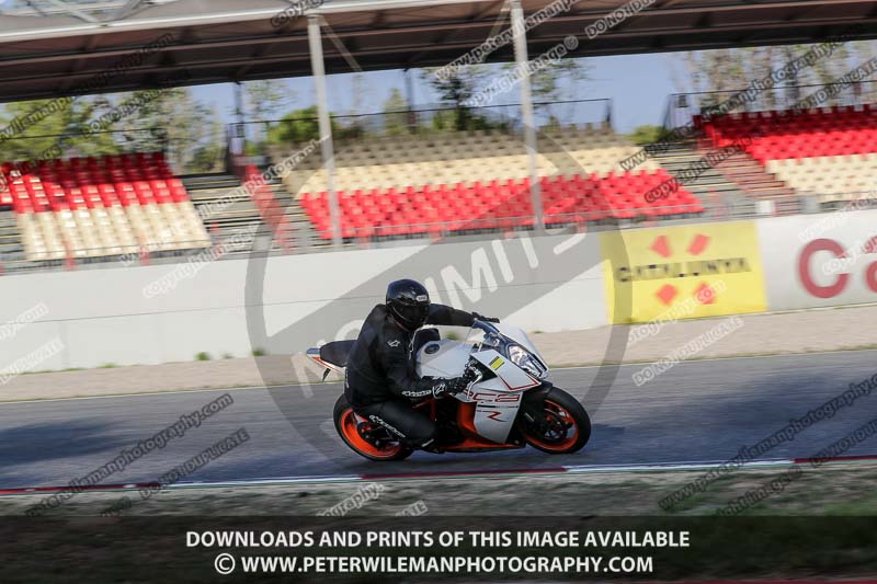 cadwell no limits trackday;cadwell park;cadwell park photographs;cadwell trackday photographs;catalunya barcelona;enduro digital images;event digital images;eventdigitalimages;no limits trackdays;peter wileman photography;racing digital images;trackday digital images;trackday photos