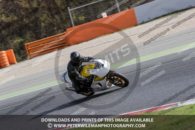 cadwell no limits trackday;cadwell park;cadwell park photographs;cadwell trackday photographs;catalunya barcelona;enduro digital images;event digital images;eventdigitalimages;no limits trackdays;peter wileman photography;racing digital images;trackday digital images;trackday photos