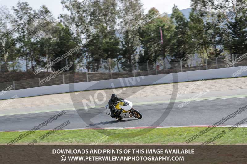 cadwell no limits trackday;cadwell park;cadwell park photographs;cadwell trackday photographs;catalunya barcelona;enduro digital images;event digital images;eventdigitalimages;no limits trackdays;peter wileman photography;racing digital images;trackday digital images;trackday photos