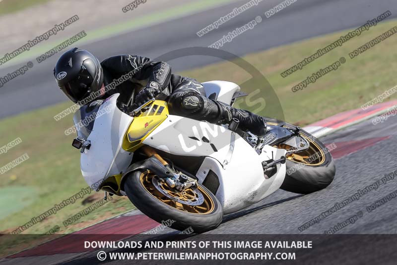 cadwell no limits trackday;cadwell park;cadwell park photographs;cadwell trackday photographs;catalunya barcelona;enduro digital images;event digital images;eventdigitalimages;no limits trackdays;peter wileman photography;racing digital images;trackday digital images;trackday photos