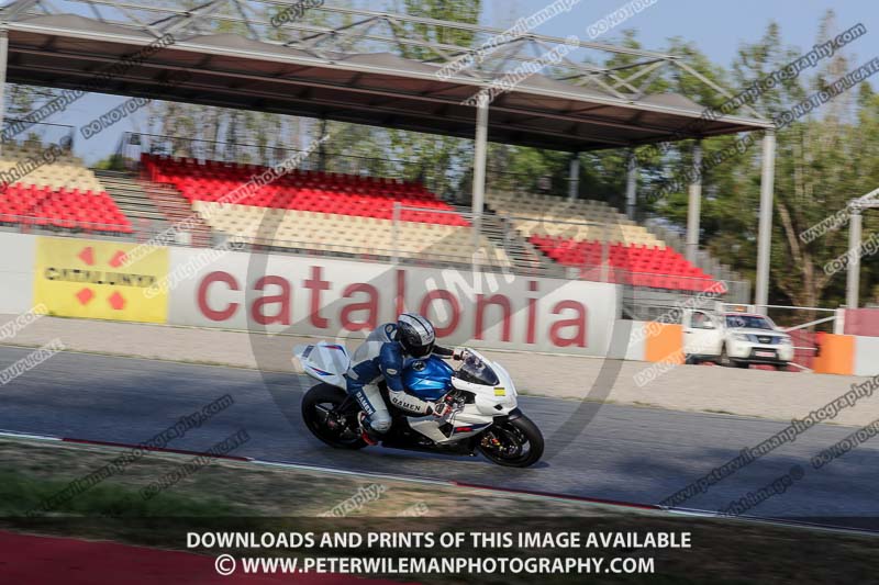 cadwell no limits trackday;cadwell park;cadwell park photographs;cadwell trackday photographs;catalunya barcelona;enduro digital images;event digital images;eventdigitalimages;no limits trackdays;peter wileman photography;racing digital images;trackday digital images;trackday photos