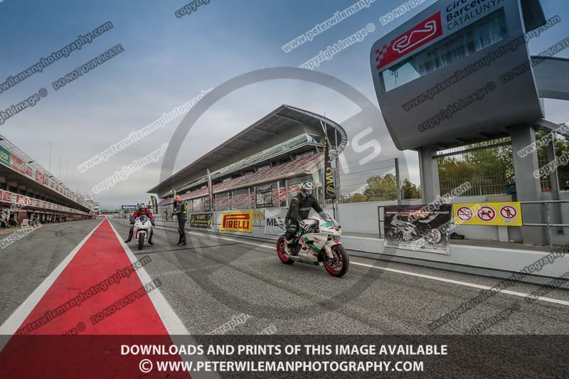cadwell no limits trackday;cadwell park;cadwell park photographs;cadwell trackday photographs;catalunya barcelona;enduro digital images;event digital images;eventdigitalimages;no limits trackdays;peter wileman photography;racing digital images;trackday digital images;trackday photos
