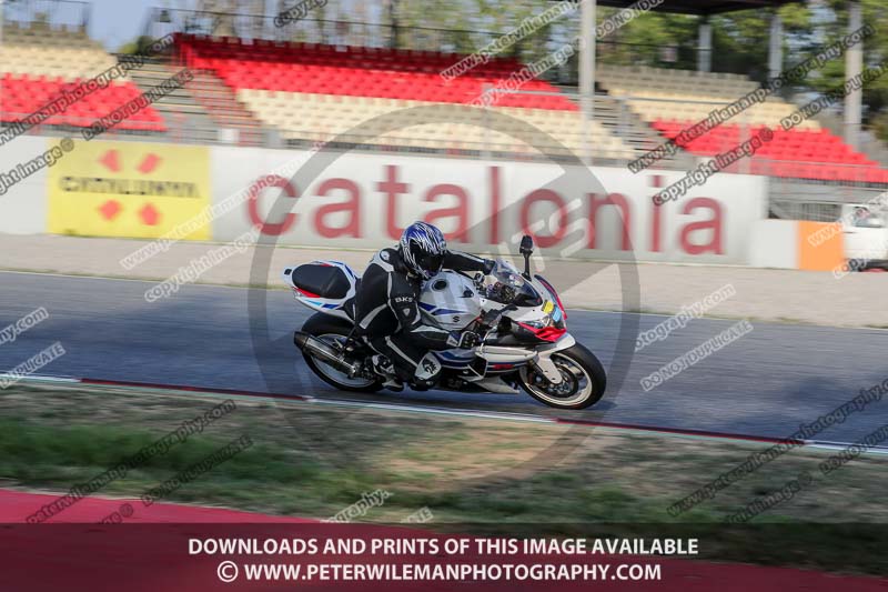 cadwell no limits trackday;cadwell park;cadwell park photographs;cadwell trackday photographs;catalunya barcelona;enduro digital images;event digital images;eventdigitalimages;no limits trackdays;peter wileman photography;racing digital images;trackday digital images;trackday photos