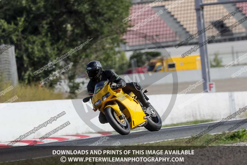 cadwell no limits trackday;cadwell park;cadwell park photographs;cadwell trackday photographs;catalunya barcelona;enduro digital images;event digital images;eventdigitalimages;no limits trackdays;peter wileman photography;racing digital images;trackday digital images;trackday photos