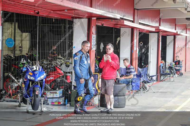 cadwell no limits trackday;cadwell park;cadwell park photographs;cadwell trackday photographs;catalunya barcelona;enduro digital images;event digital images;eventdigitalimages;no limits trackdays;peter wileman photography;racing digital images;trackday digital images;trackday photos