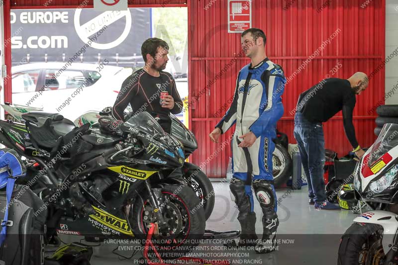 cadwell no limits trackday;cadwell park;cadwell park photographs;cadwell trackday photographs;catalunya barcelona;enduro digital images;event digital images;eventdigitalimages;no limits trackdays;peter wileman photography;racing digital images;trackday digital images;trackday photos