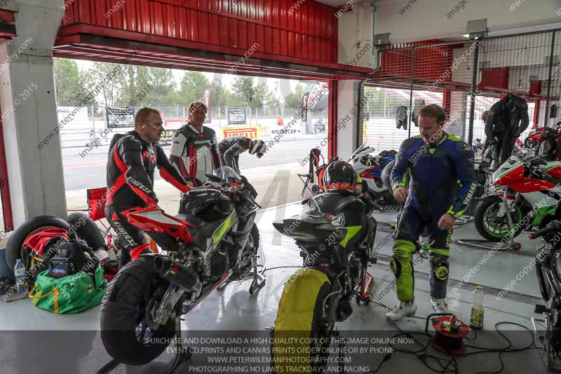 cadwell no limits trackday;cadwell park;cadwell park photographs;cadwell trackday photographs;catalunya barcelona;enduro digital images;event digital images;eventdigitalimages;no limits trackdays;peter wileman photography;racing digital images;trackday digital images;trackday photos