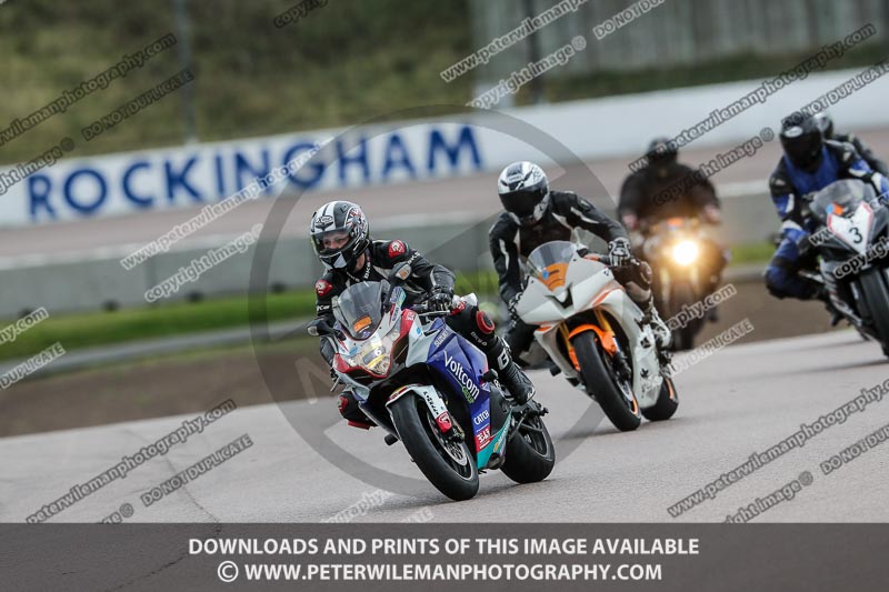 Rockingham no limits trackday;enduro digital images;event digital images;eventdigitalimages;no limits trackdays;peter wileman photography;racing digital images;rockingham raceway northamptonshire;rockingham trackday photographs;trackday digital images;trackday photos