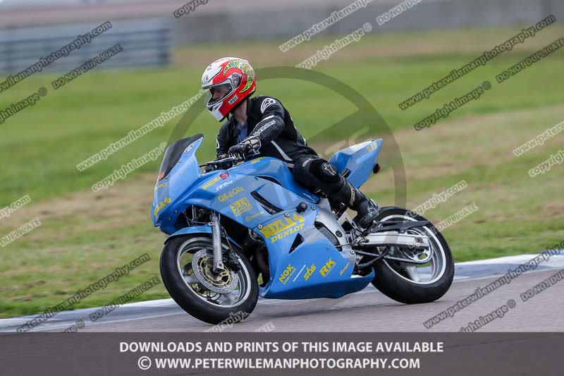 Rockingham no limits trackday;enduro digital images;event digital images;eventdigitalimages;no limits trackdays;peter wileman photography;racing digital images;rockingham raceway northamptonshire;rockingham trackday photographs;trackday digital images;trackday photos