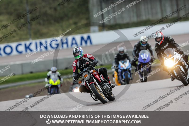 Rockingham no limits trackday;enduro digital images;event digital images;eventdigitalimages;no limits trackdays;peter wileman photography;racing digital images;rockingham raceway northamptonshire;rockingham trackday photographs;trackday digital images;trackday photos