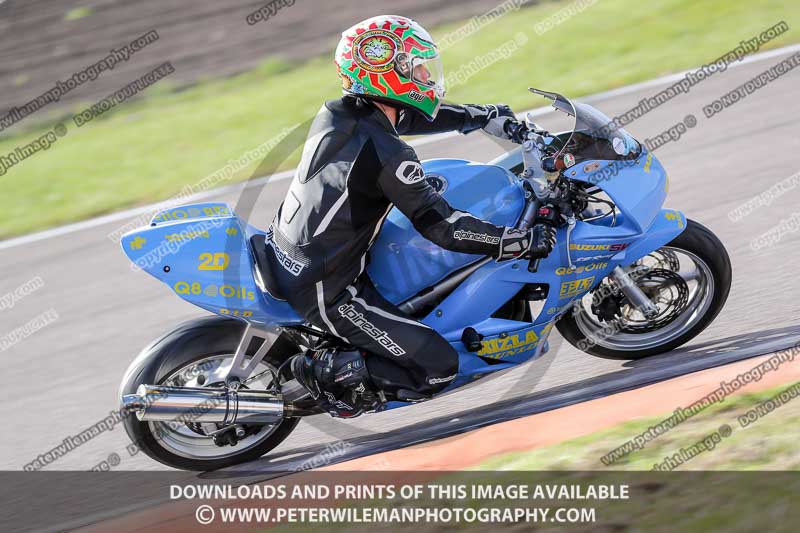 Rockingham no limits trackday;enduro digital images;event digital images;eventdigitalimages;no limits trackdays;peter wileman photography;racing digital images;rockingham raceway northamptonshire;rockingham trackday photographs;trackday digital images;trackday photos