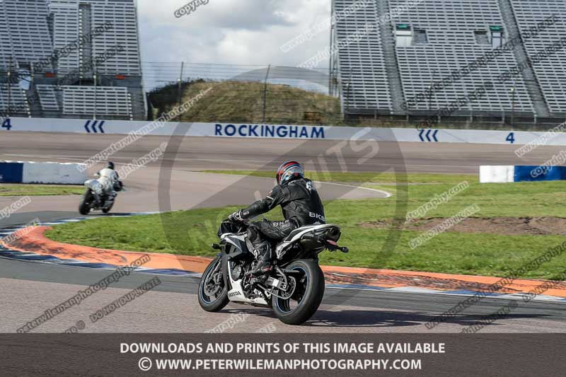 Rockingham no limits trackday;enduro digital images;event digital images;eventdigitalimages;no limits trackdays;peter wileman photography;racing digital images;rockingham raceway northamptonshire;rockingham trackday photographs;trackday digital images;trackday photos